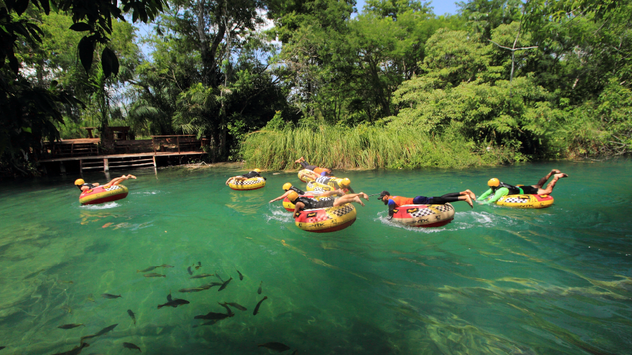 Cabanas Aventura - Boia Cross — Bonito MS Brazil ecotourism tour photo 7